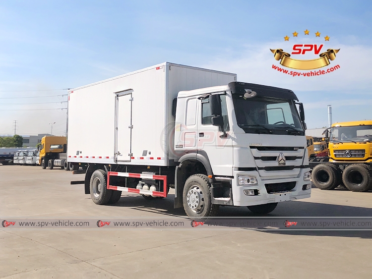 10 Tons Isothermal Van Truck Sinotruk - RF 10 Tons Isothermal Van Truck Sinotruk - RF
